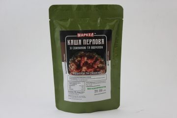 Перловка зі свининою